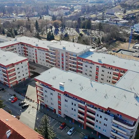 Simcity 3 I Centre & Free Parking 24h Self Check-in Banska Bystrica